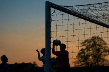 FIFA“保送”阿根廷又出证据 决赛主裁严判西甲两大豪门 差点被起诉（配图示意）